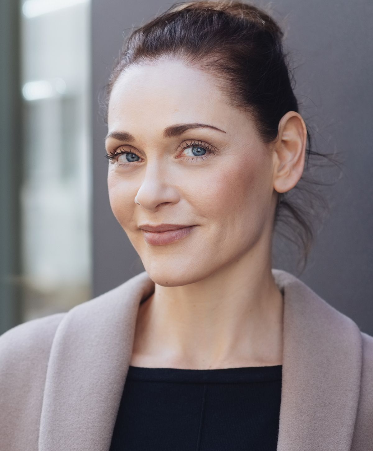 Simple black silhouette of a dog.